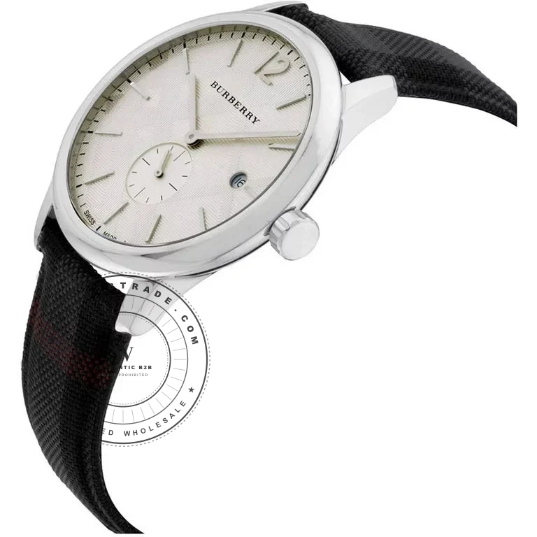Burberry Burberry BU10008 The Classic Round Men's Watch BU10008 - Angle 3