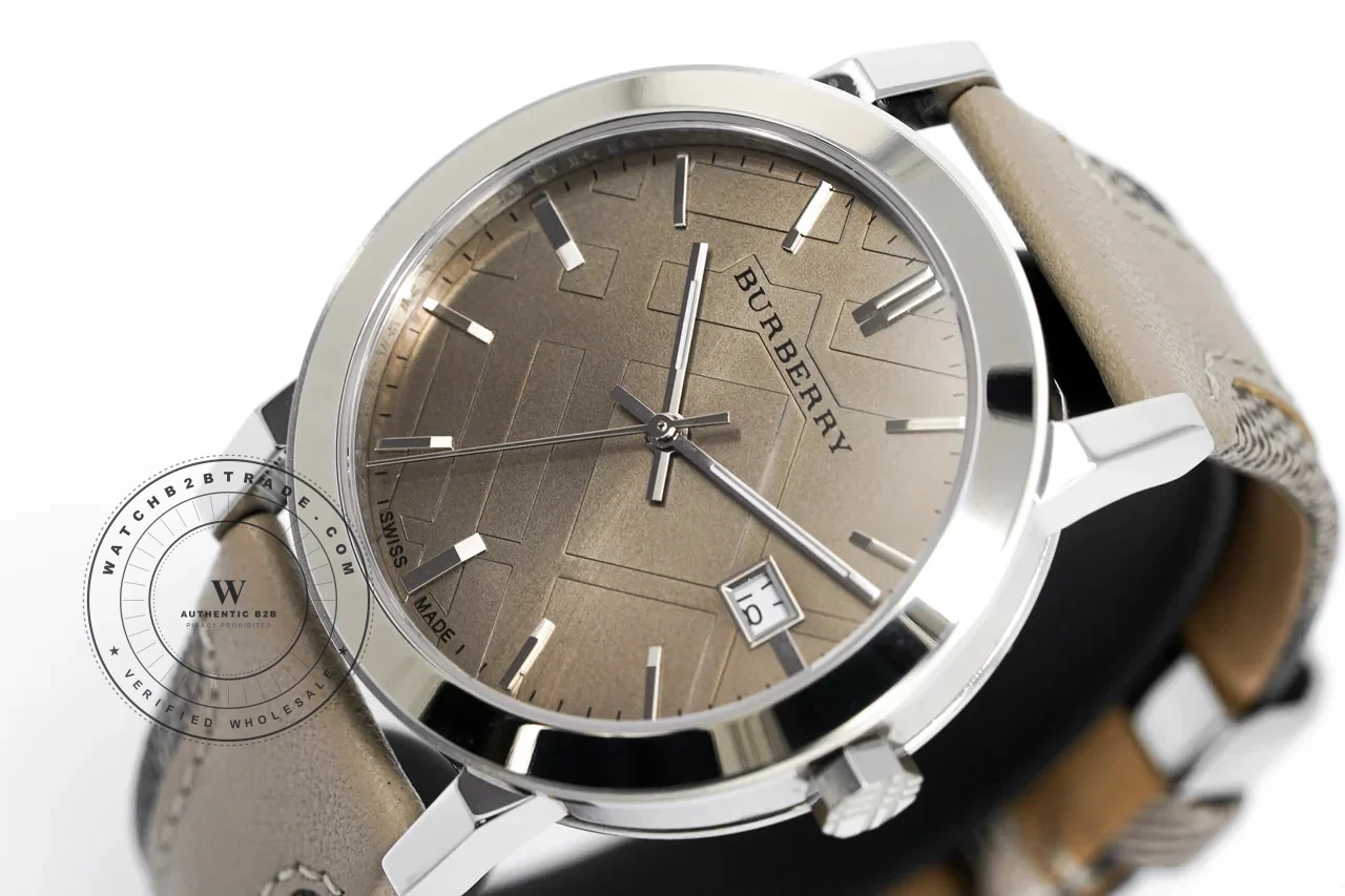 Burberry Burberry BU9021 The City Men's Watch BU9021 - Angle 2