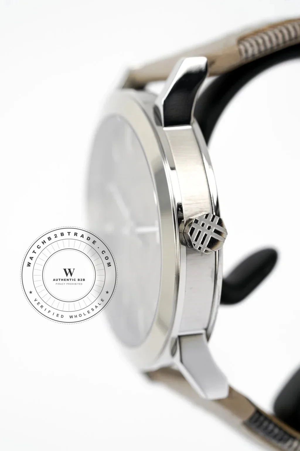 Burberry Burberry BU9021 The City Men's Watch BU9021 - Angle 3