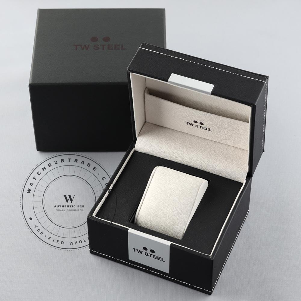 TW Steel Canteen CE1006 CEO Canteen Watch CE1006 - Angle 2