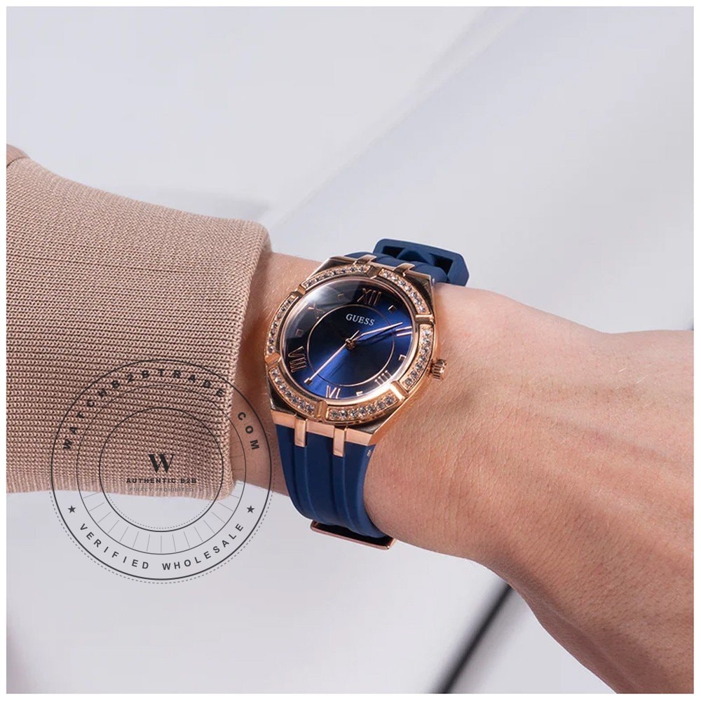 Guess Sport GW0034L4 Cosmo Watch GW0034L4 - Angle 6