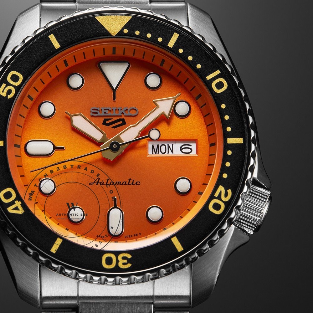 Seiko 5 Sports SRPD59K1 Watch SRPD59K1 - Angle 3