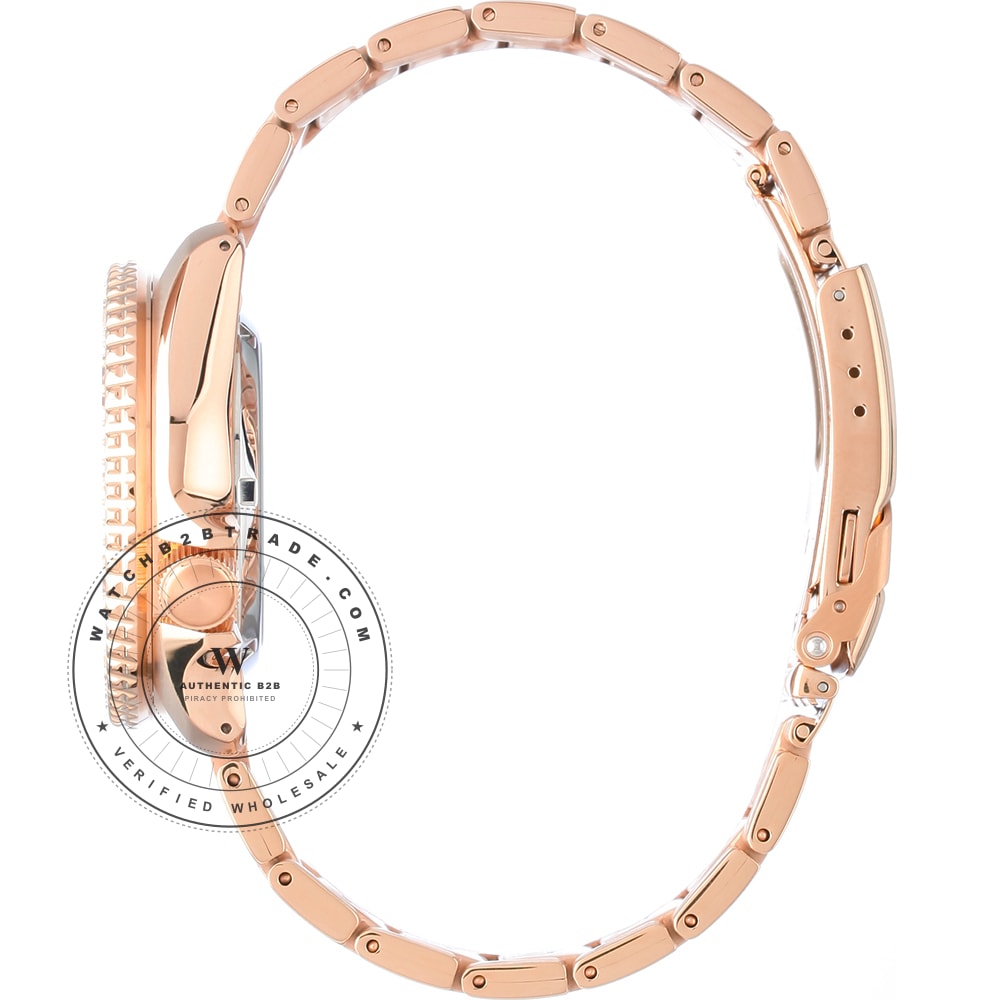 Seiko 5 Sports SRPE72K1 Watch SRPE72K1 - Angle 2