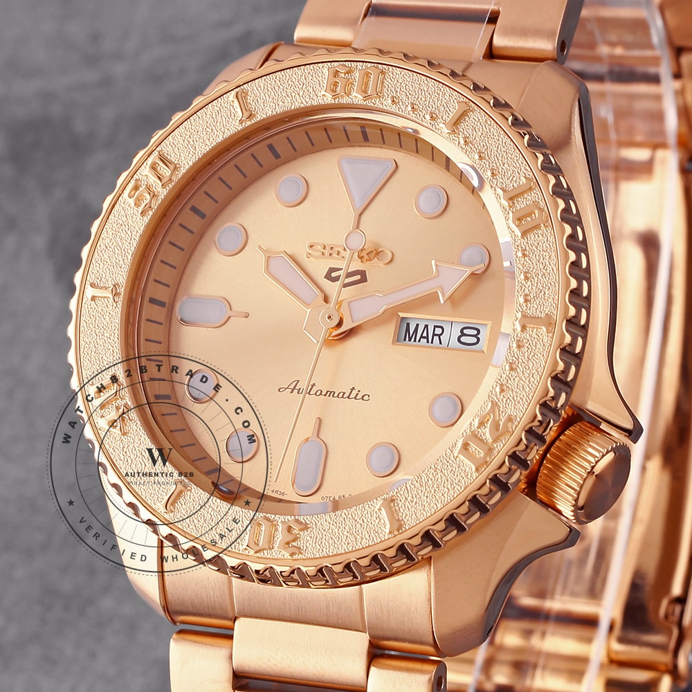 Seiko 5 Sports SRPE72K1 Watch SRPE72K1 - Angle 3