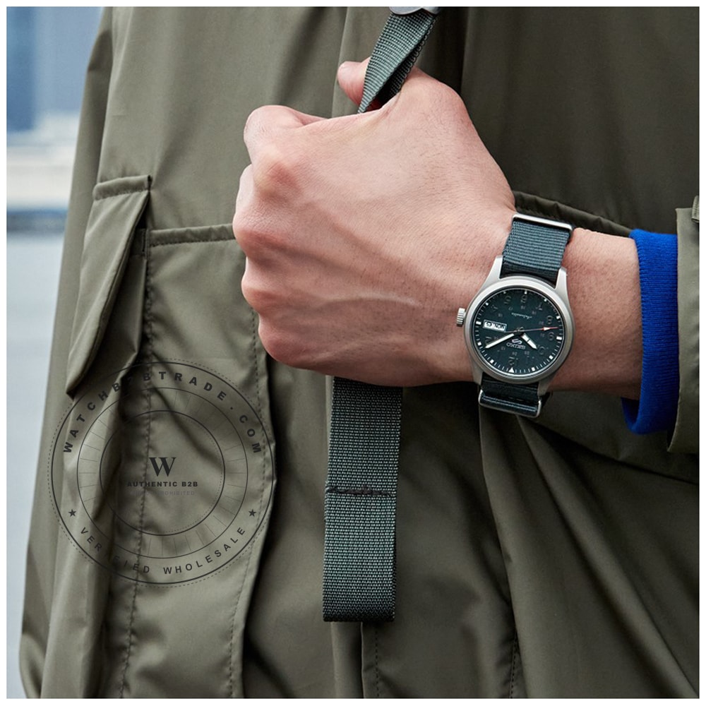 Seiko 5 Sports SRPG31K1 Watch SRPG31K1 - Angle 5