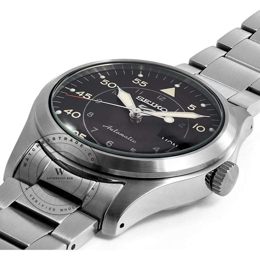 Seiko 5 SRPH27K1 Seiko 5 Sports Watch SRPH27K1 - Angle 2
