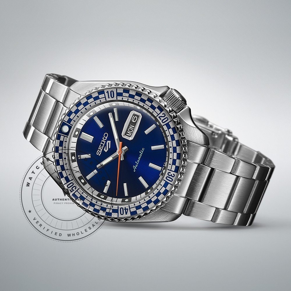 Seiko 5 Sports SRPK65K1 Seiko 5 Sports ‘Checkered Flag’ Watch SRPK65K1 - Angle 3