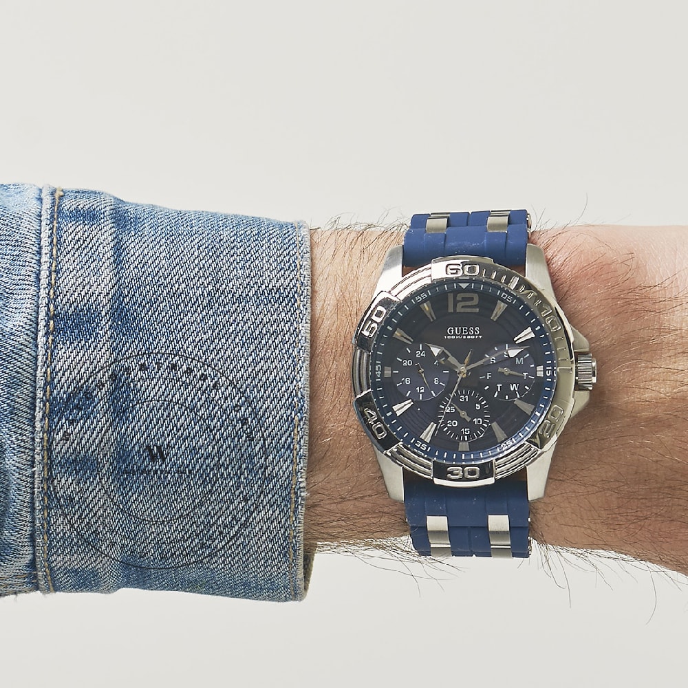 Guess W0366G2 Oasis Watch W0366G2 - Angle 4