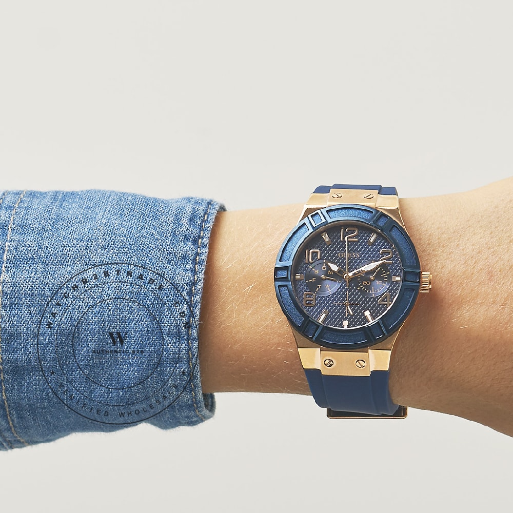 Guess W0571L1 Jet Setter Watch W0571L1 - Angle 4