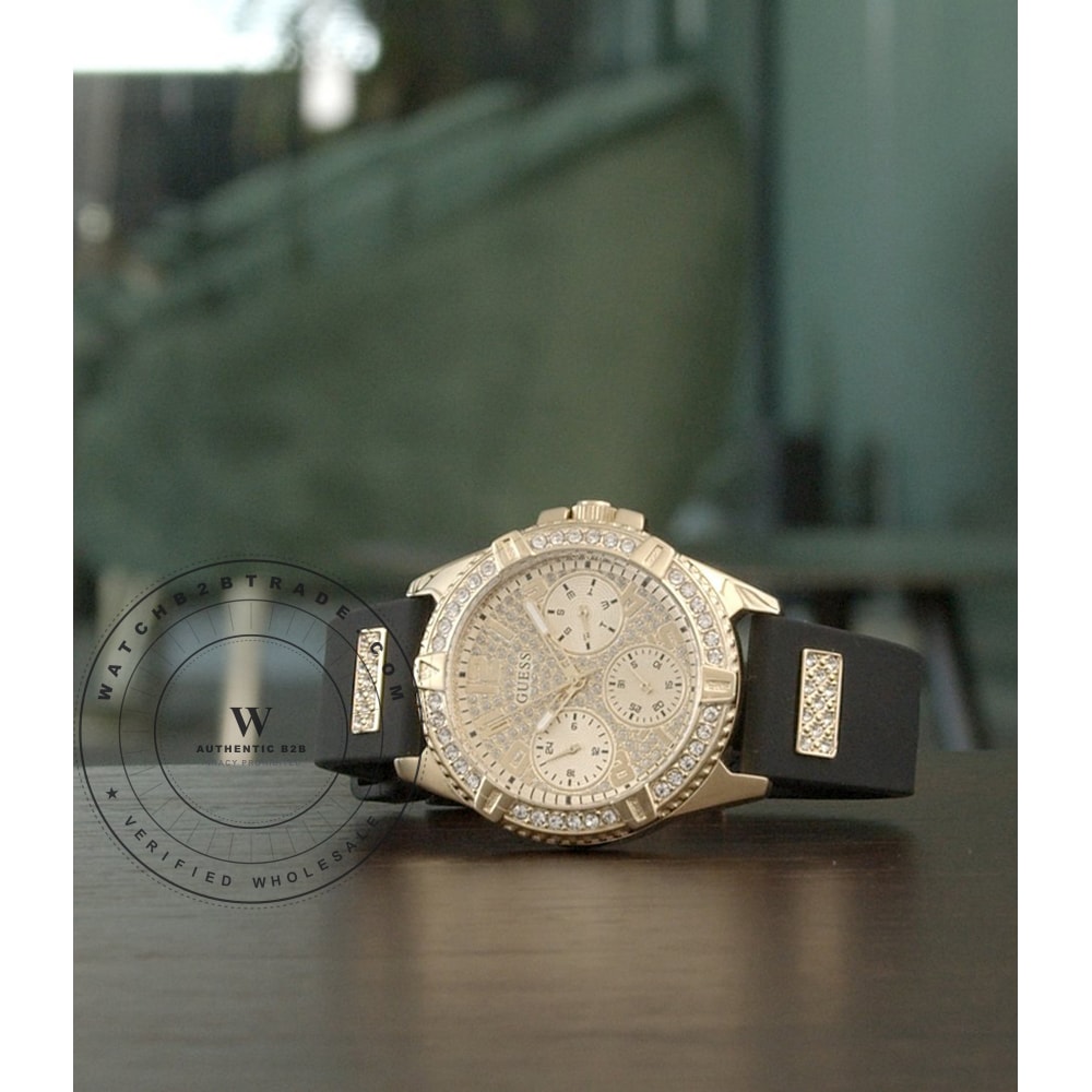 Guess Trend W1160L1 Lady Frontier Watch W1160L1 - Angle 4