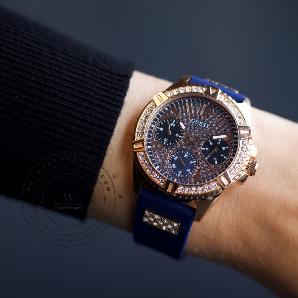 Guess W1160L3 Frontier Watch W1160L3 - Angle 4